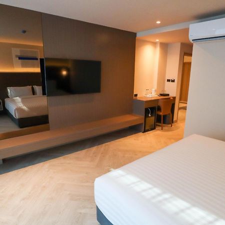 The One Cozy Living Hotel Pattaya Exterior foto