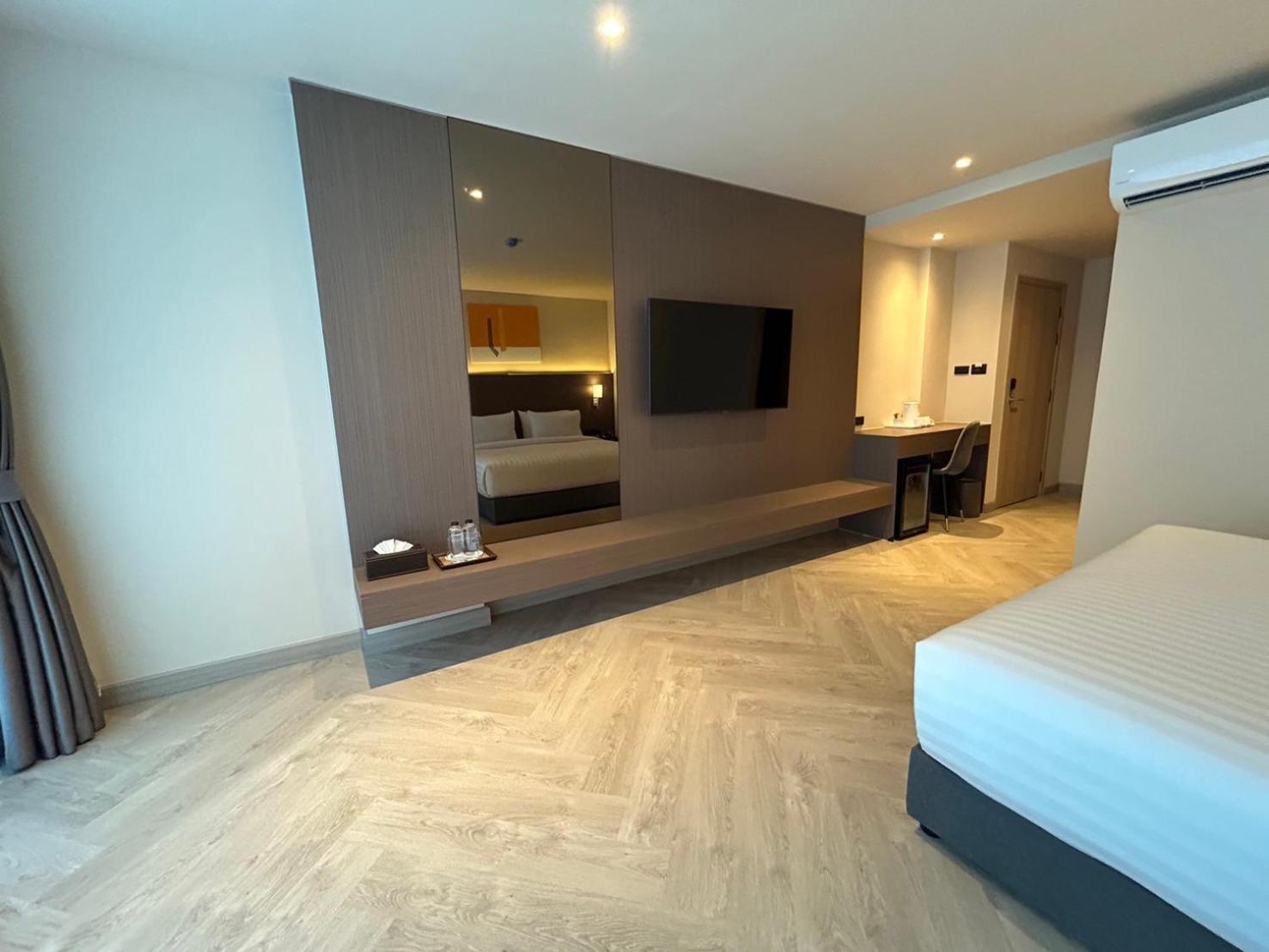 The One Cozy Living Hotel Pattaya Exterior foto