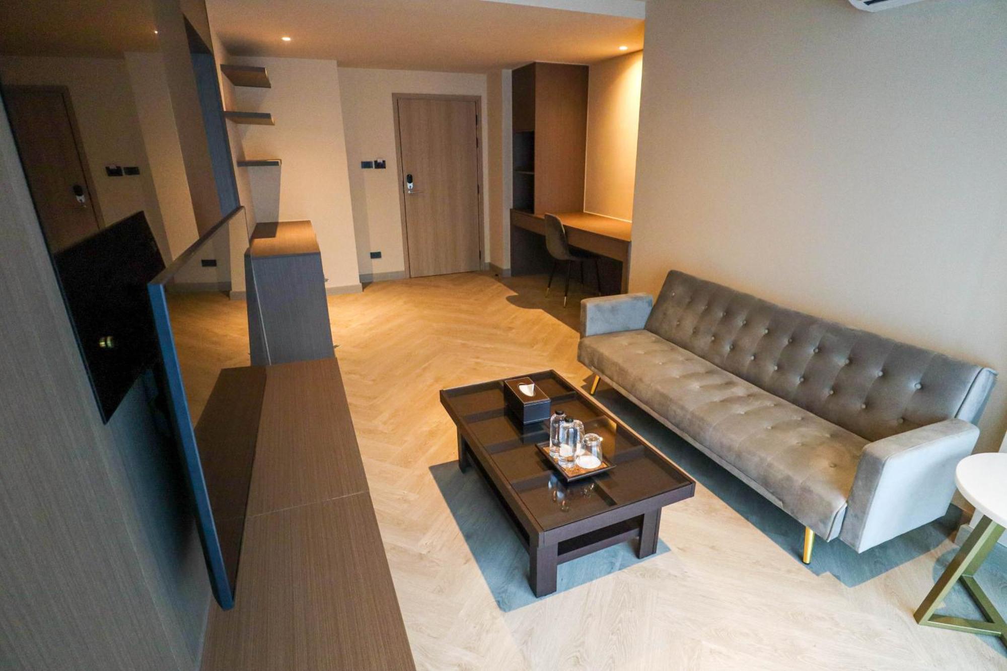 The One Cozy Living Hotel Pattaya Exterior foto