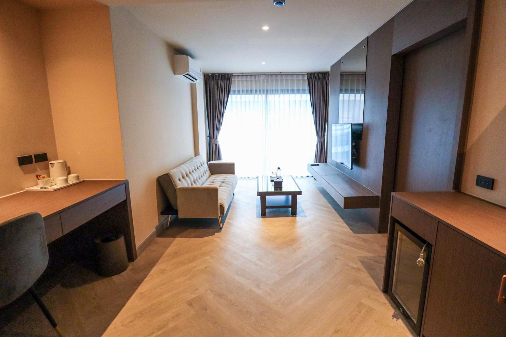 The One Cozy Living Hotel Pattaya Exterior foto