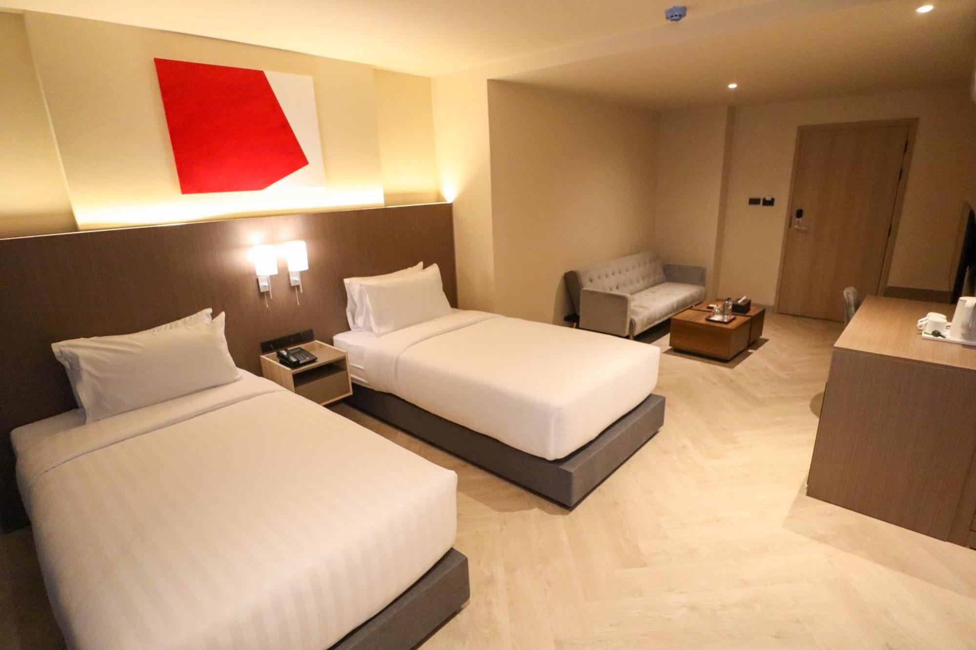 The One Cozy Living Hotel Pattaya Exterior foto