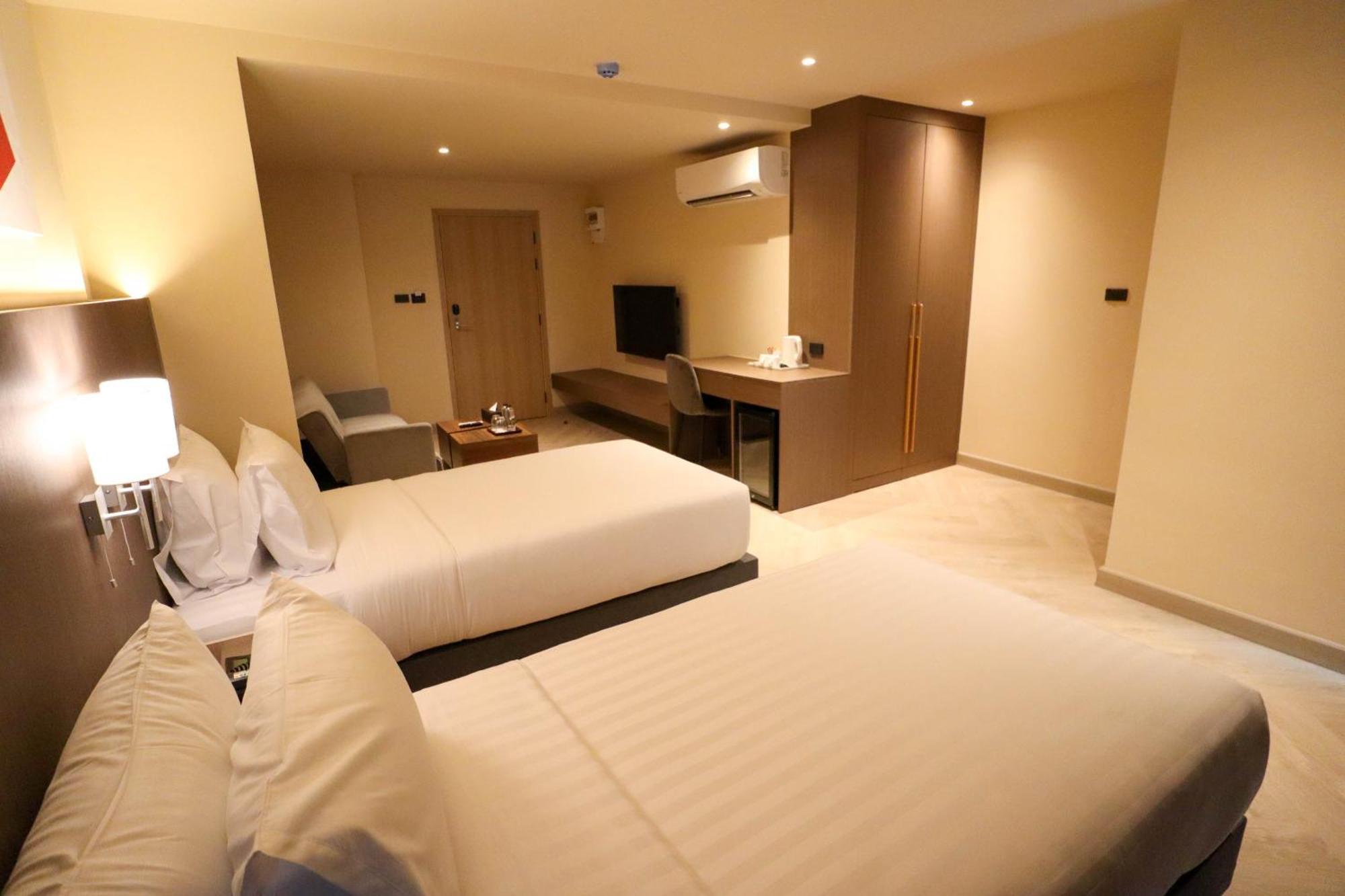 The One Cozy Living Hotel Pattaya Exterior foto