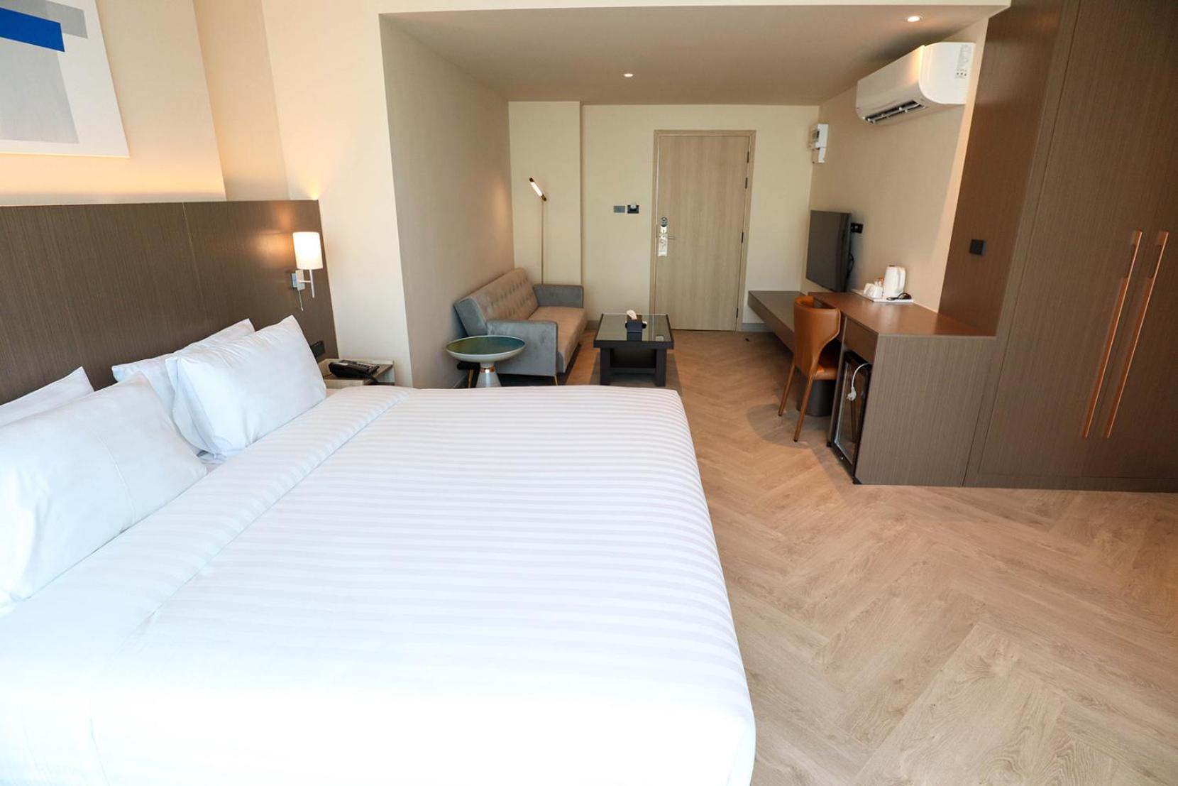 The One Cozy Living Hotel Pattaya Exterior foto